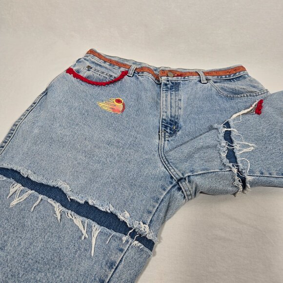 VINTAGE 90s UPCYCLE Handmade Patchwork Super Girly BOHO Baggy Capri Jean Size 12 - Picture 11 of 17